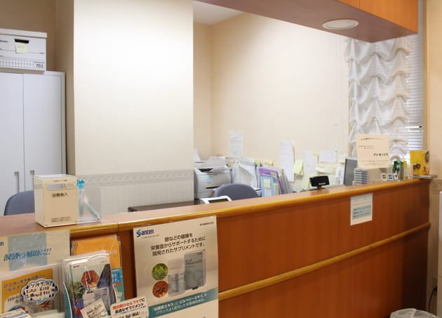 神戸市 三ノ宮駅近くの 眼科・糖尿病内科、OCTで緑内障・糖尿病性網膜症・加齢黄斑変性症の検査 診断も対応、土日・祝日休まず診療